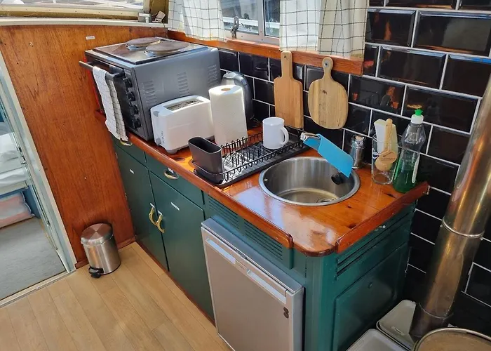 Botel Downtown Boat-apartment