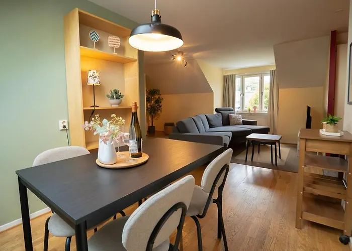 Harbor-view Loft - 2br Near * Γκέτεμποργκ