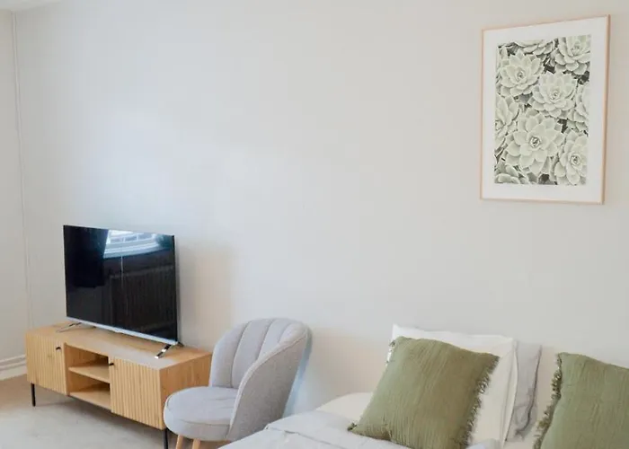 Stylish, Close To Tram & Shops Γκέτεμποργκ