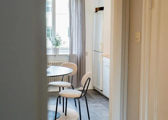 Stylish, Close To Tram & Shops * Göteborg