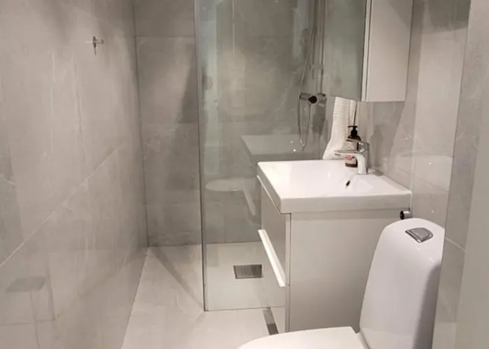 Apartamento Two Bedroom Modern Near Volvo Cars