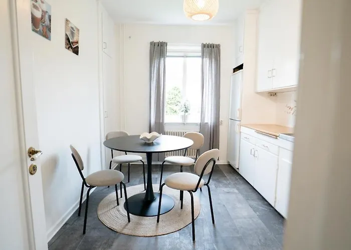Apartament Stylish, Close To Tram & Shops *