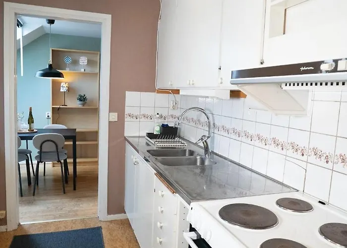 Harbor-view Loft - 2br Near *