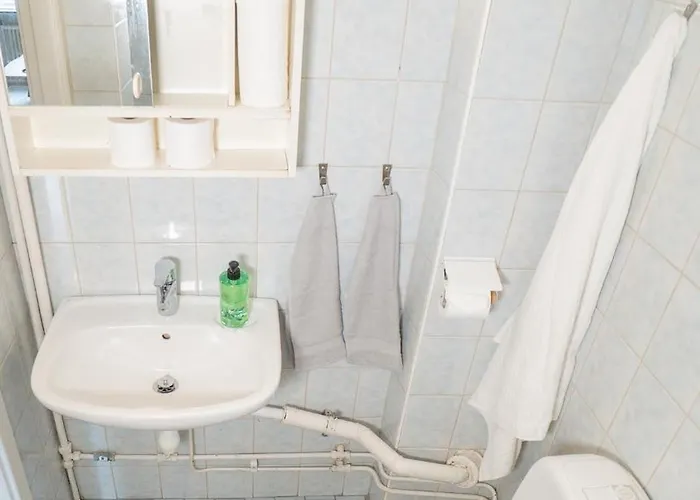 Stylish, Close To Tram & Shops * Göteborg