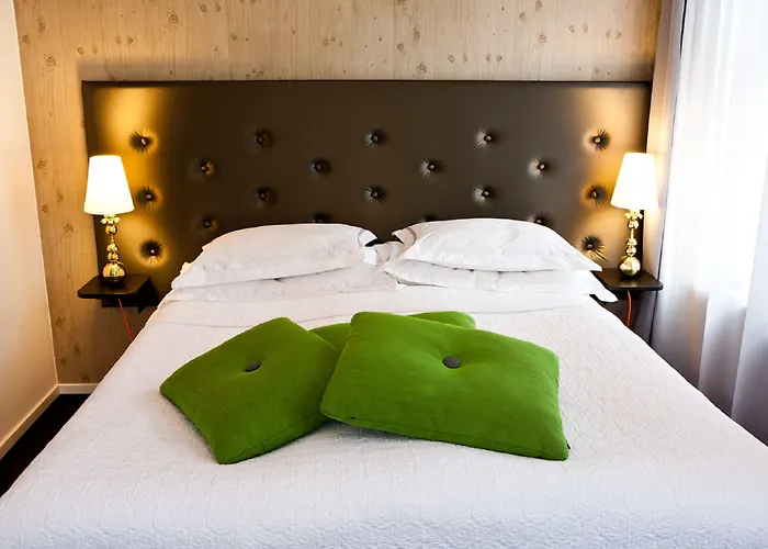 ホテル フローラ 4*