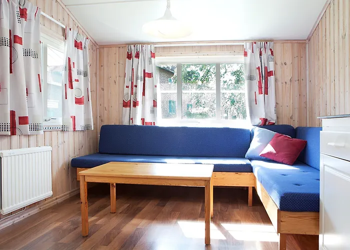 Kvibergs Vandrarhem - Hostel Hotel 2*