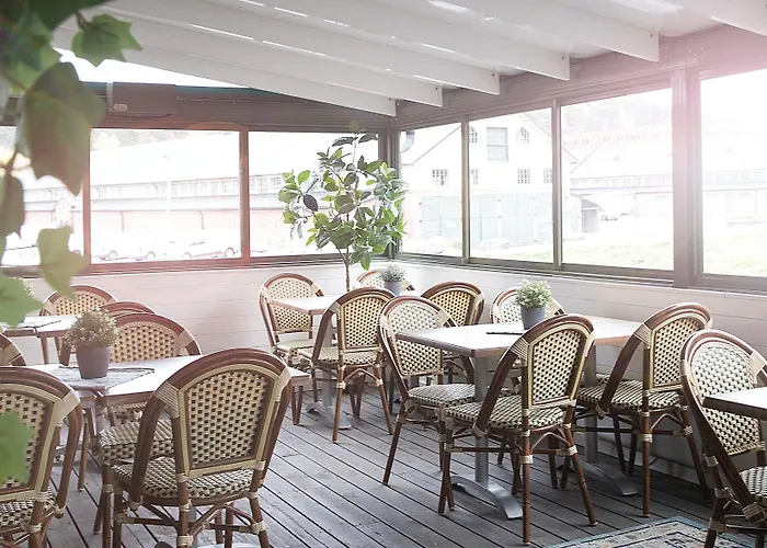 Kvibergs Vandrarhem - Hostel Hotel Gothenburg