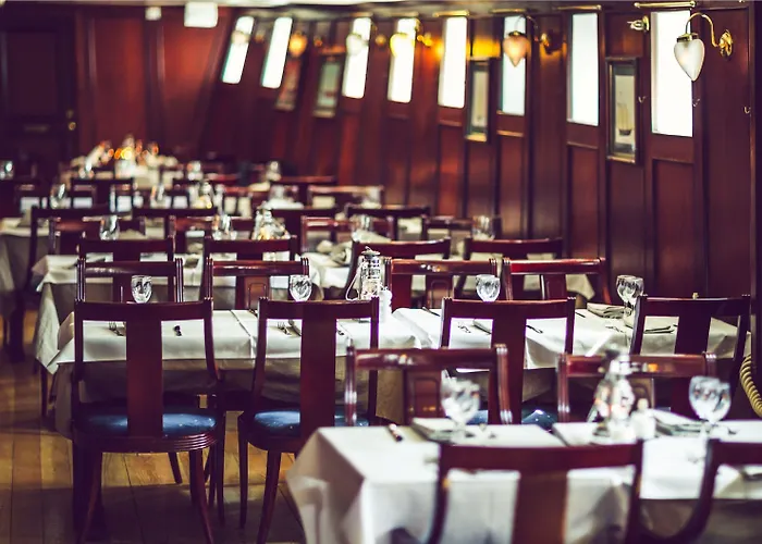 Barken Viking Ботель 3*