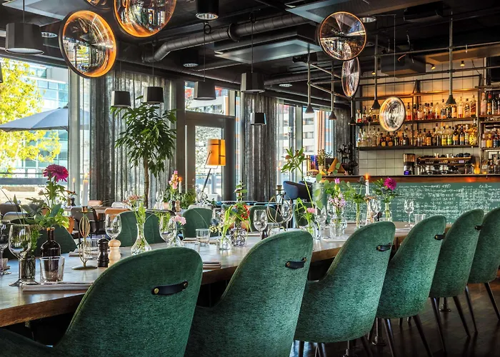 Radisson Blu Riverside 4*