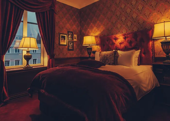 Pigalle Hotel 5*