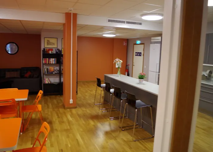 Spoton & Sportsbar Hostel