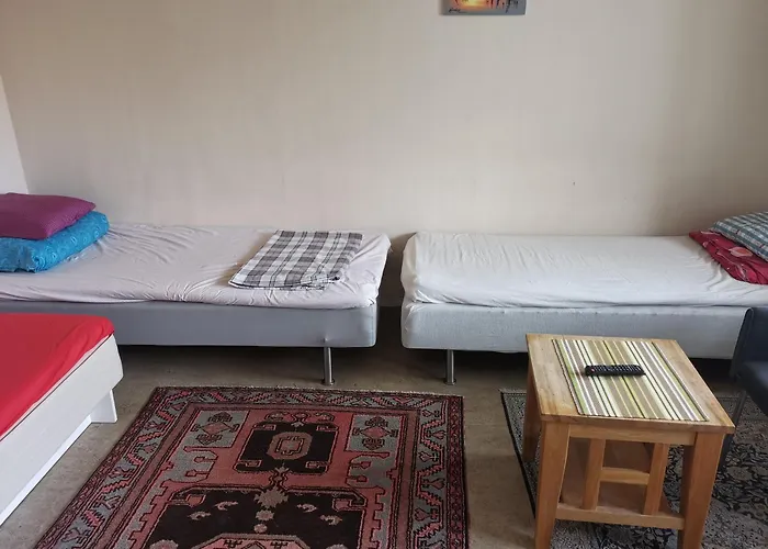 One Large With 3 Single Beds Pensión Gotemburgo