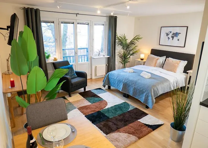 Earth-toned Studio, Near Haga & Jaerntorget Appartamento *