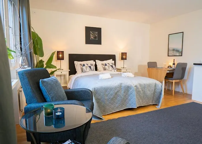 Lejlighed Prime Location, Spacious *