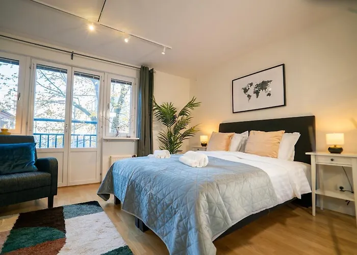 아파트 Earth-toned Studio, Near Haga & Jaerntorget *