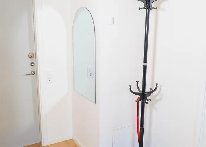 Earth-toned Studio, Near Haga & Jaerntorget 아파트 *