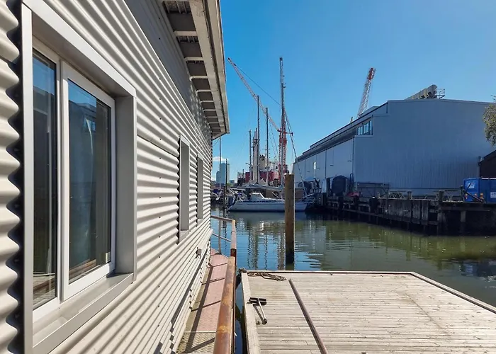 Ship In With Sauna Hotel en barco