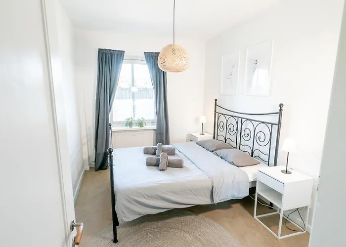 Διαμέρισμα Chic 1br Center Sleeps 4 Braemaregarden Γκέτεμποργκ