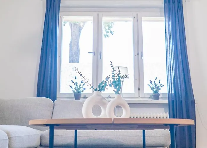 Chic 1br Center Sleeps 4 Braemaregarden 哥德堡