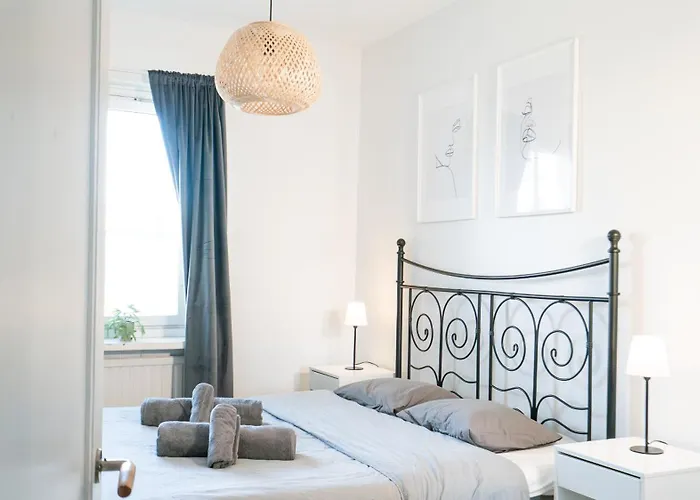 Chic 1br Center Sleeps 4 Braemaregarden * Gotemburgo