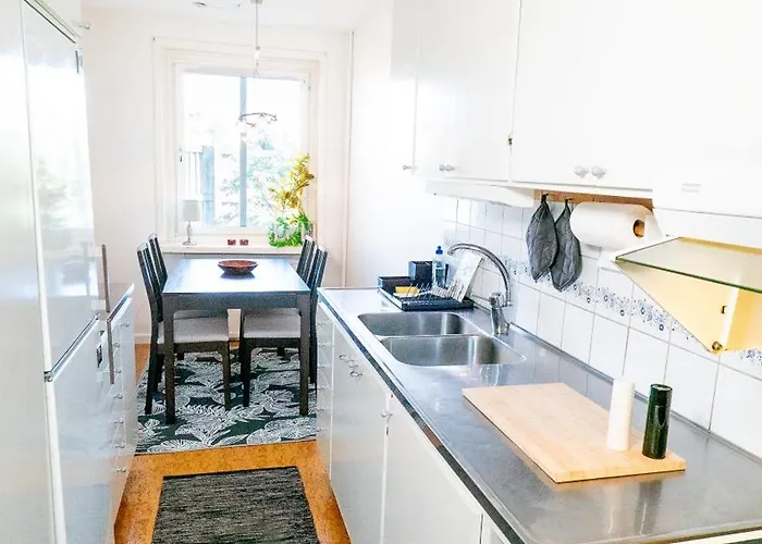 Chic 1br Center Sleeps 4 Braemaregarden Διαμέρισμα Γκέτεμποργκ