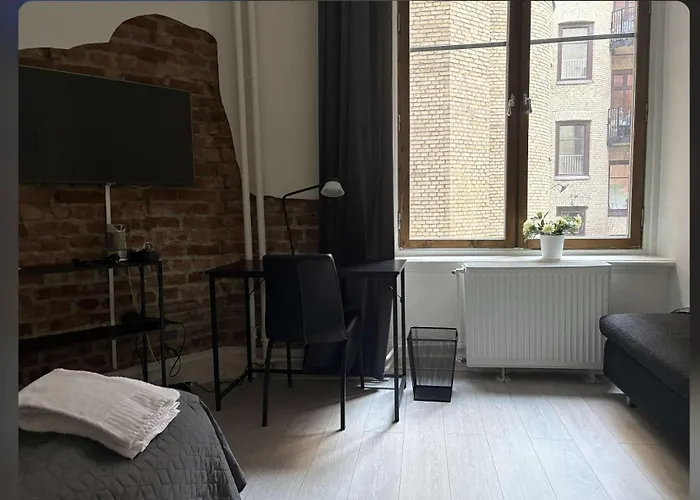 Lemonade ホテル 2*