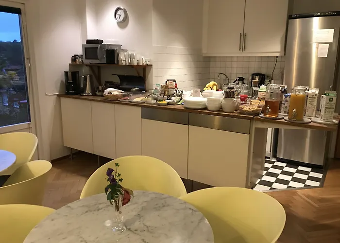 Hotel Ewa & Maude 2*