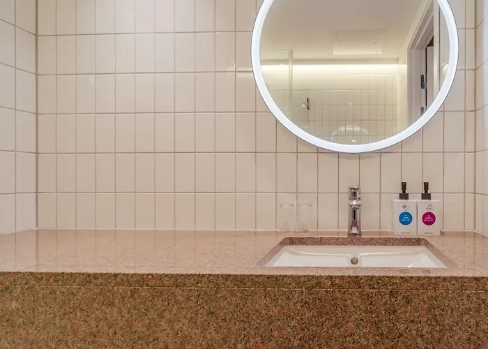 Quality The Weaver 4*