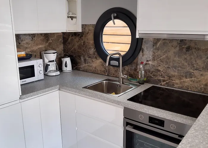 Bateau-hôtel La Mare