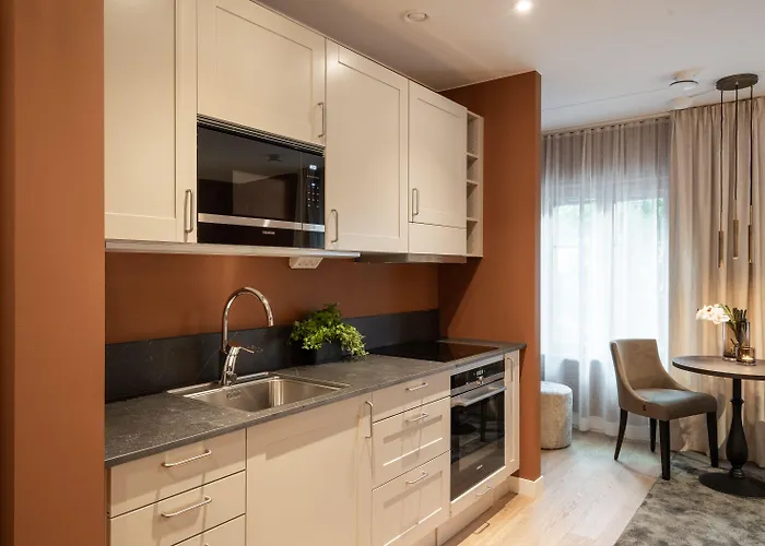 Live And Ekmanska Apartmanhotel