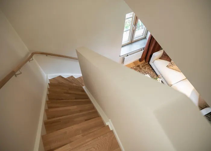 Live And Ekmanska Apartmanhotel