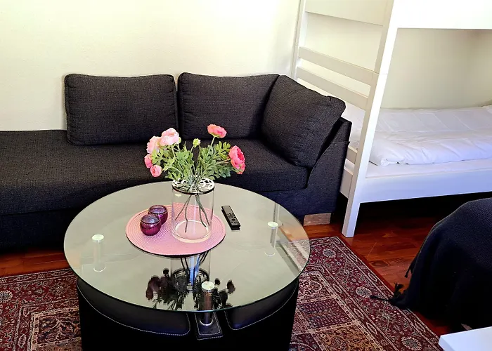 Tg Oasis Oergryte & *