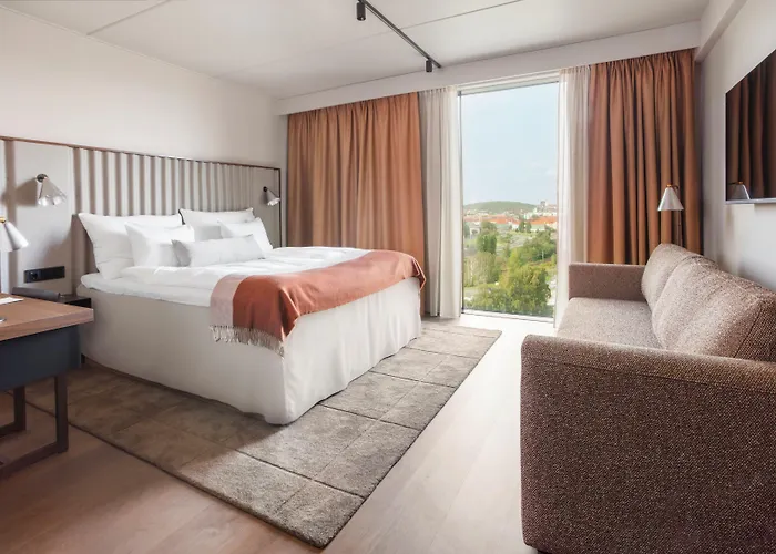 Clarion Karlatornet 4*