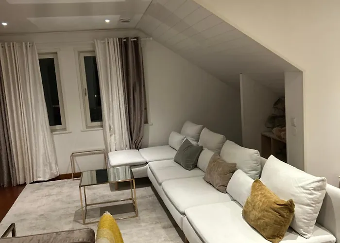 Modern Near & Nature فيلة