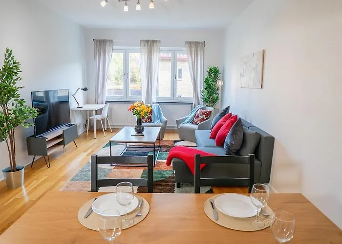 Large 2br - Scandinavian Design - Balcony Appartement *