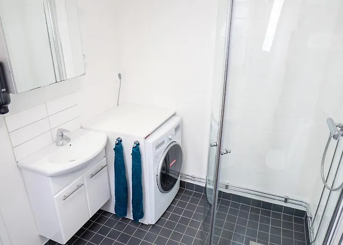 Lejlighed Modern In The Heart Of Linne, Walk To Haga *