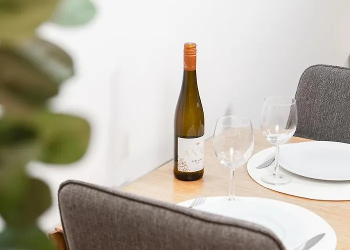 Modern In The Heart Of Linné, Walk To Haga