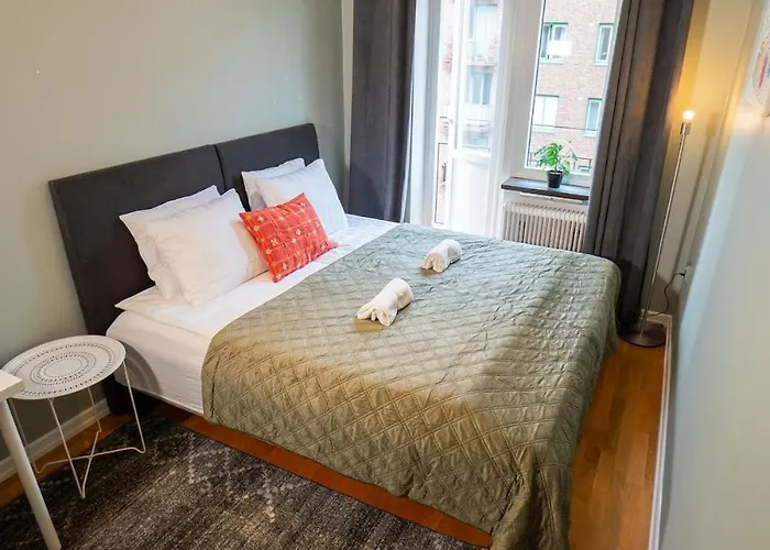 Large 2br - Scandinavian Design - Balcony *