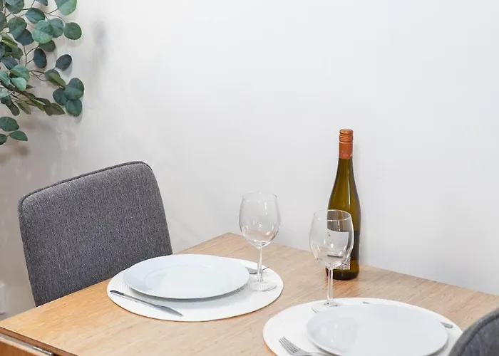 Lejlighed Modern In The Heart Of Linne, Walk To Haga