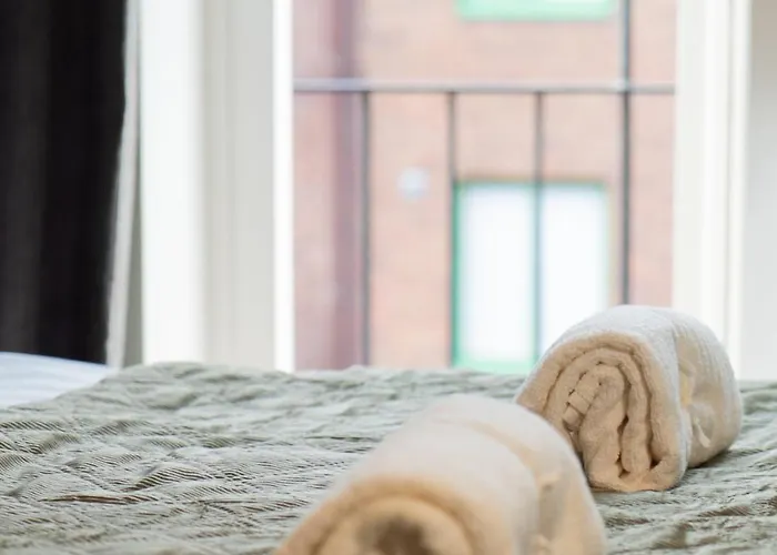 Large 2br - Scandinavian Design - Balcony * Göteborg