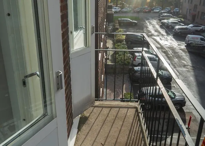 Large 2br - Scandinavian Design - Balcony Apartament *