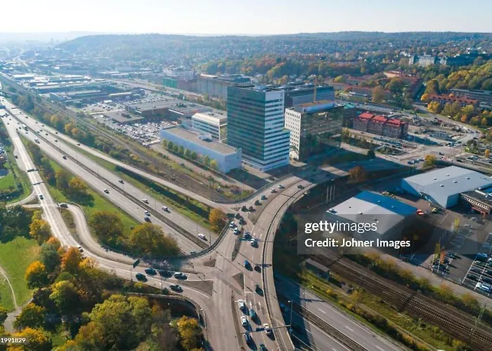 One Large With 3 Single Beds Pensión *