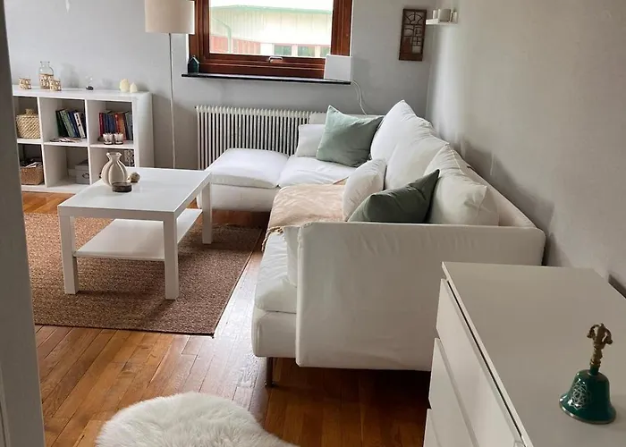 Apartament Cozy Apartment, Located Only 10min From The