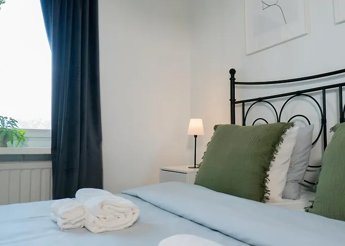 Chic 1br Center Sleeps 4 Braemaregarden