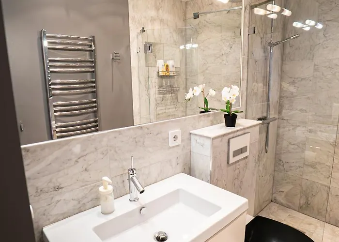 Luxury In 아파트 *