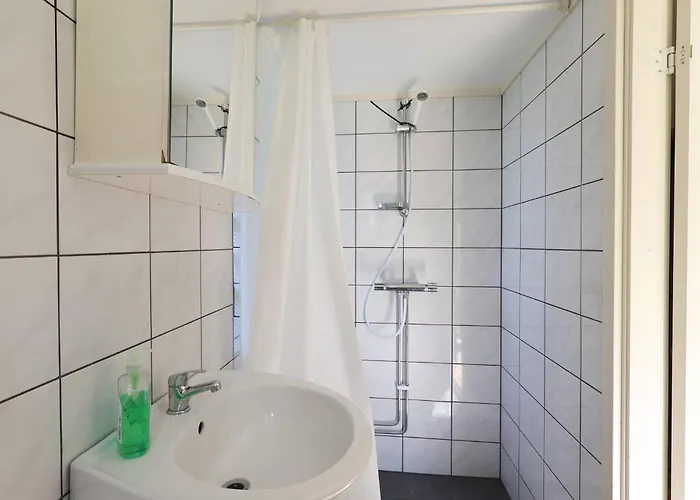 Workers Stay - Temporary Accommodation Krokslaett - Moelndal *