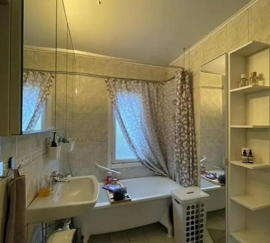 Cozy For Big Travel Group Close To Volvo Гётеборг