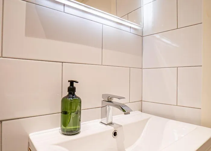 Spacious With Balcony Near Ullevi Göteborg