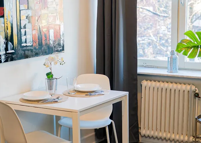 Lägenhet Spacious With Balcony Near Ullevi *