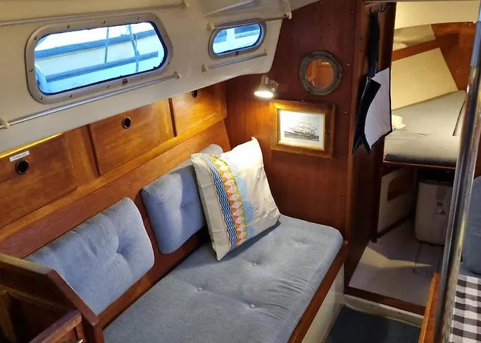 Cozy Sailboat In Göteborg